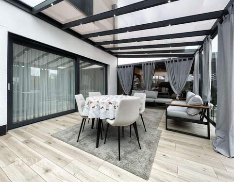 Wintergarten - Doppelhaushälfte mit 150,00 m&sup2; in Hennef (Sieg) zum Kaufen