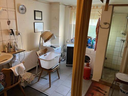 Nebengelass Waschküche - 