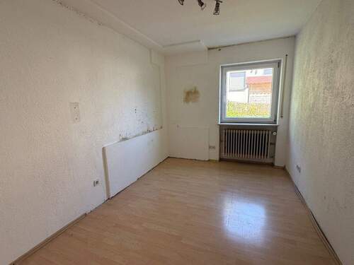 EG Büro oder Kinderzimmer - 