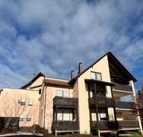 Vermietete 2-Zimmer-Wohnung mit Potenzial zur Wertsteigerung - Hemhofen