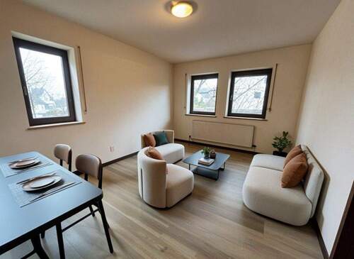 Wohnzimmer - Möbilierungsbeispiel - 2 Zimmer Etagenwohnung in Hemhofen