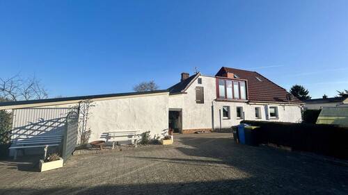 Hausansicht - Einfamilienhaus mit 120,00 m&sup2; in Dassow zum Kaufen