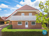 Ihr neues Zuhause! - 6 Zimmer Mehrfamilienhaus, Wohnhaus zum Kaufen in Grömitz