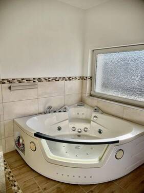 Badezimmer Erdgeschoss - 