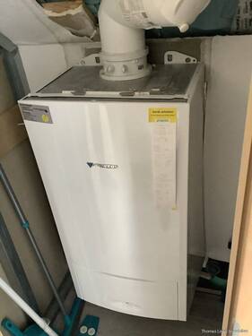 moderne Brennwerttherme - 