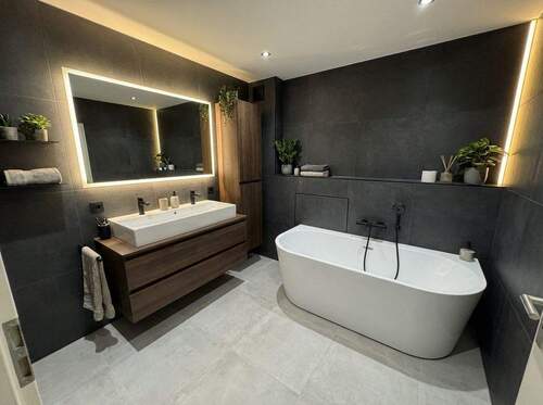 So könnte Ihr Badezimmer aussehen! (KI) - 