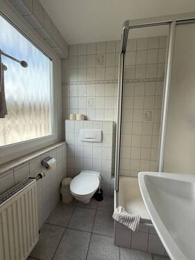 Badezimmerbeispiel Hotelzimmer - 