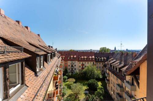 Ausblick vom Wohnzimmer - 2 Zimmer Etagenwohnung zur Miete in Nürnberg