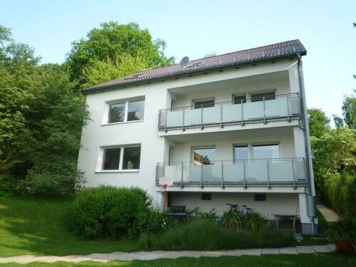 Rückansicht des Hauses - 3 Zimmer Etagenwohnung zur Miete in Kassel