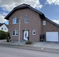 Einfamilienhaus - 1.700,00 EUR Kaltmiete, ca.  160,00 m² Wohnfläche in Heinsberg (PLZ: 52525) Schafhausen