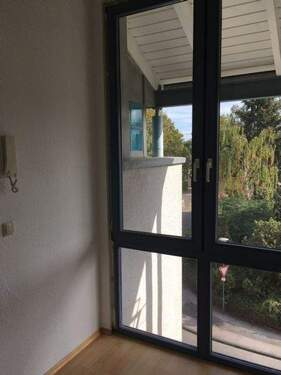 Diele mit großem Fenster - 