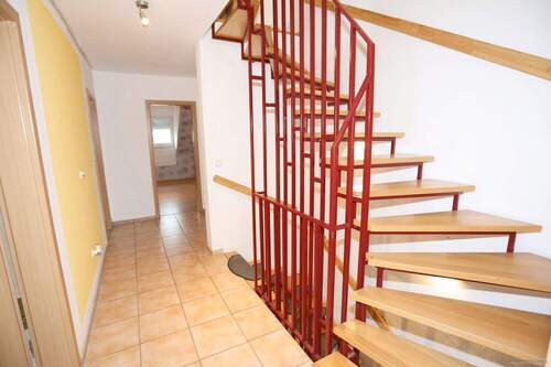 Treppe zum ausgebauten Spitzboden - 