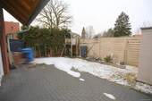 Terrasse und Garten - 4 Zimmer Doppelhaushälfte in Gifhorn