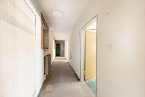 Flur vor Modernisierung - 