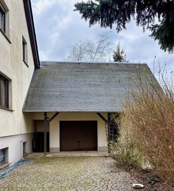 2. Garage Innenhof - 5 Zimmer Einfamilienhaus in Rothenburg