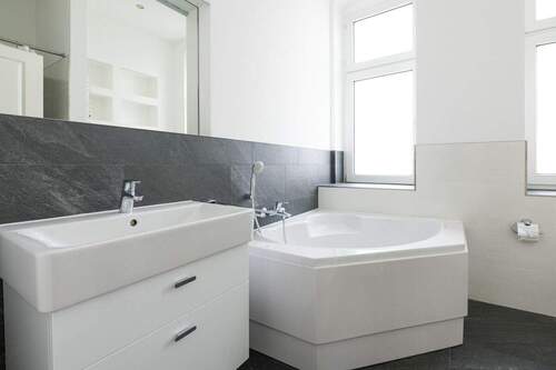 Best_Place_Gerichtstrasse_84_WE15_Bad-15 - 