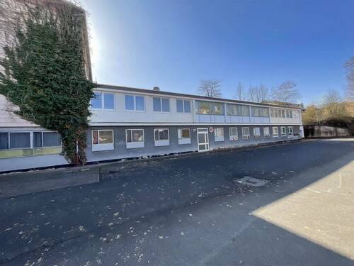 Außenansicht - 5 Zimmer Mehrfamilienhaus, Wohnhaus zum Kaufen in Witzenhausen