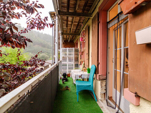 Gemütlicher Balkon - Helle 3-Zimmer-Wohnung mit Balkon und Gemeinschaftsgarten