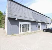 Arbeiten oder profitieren: Leerstehende Gewerbeimmobilie mit guter Ausstattung in Adendorf