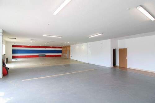 Halle - Halle in Adendorf