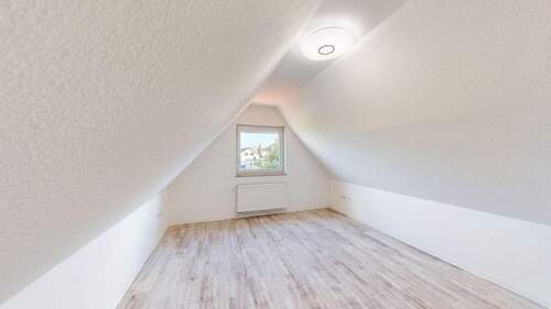 Raum 2 Spitzboden - 