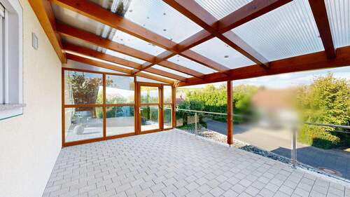 überdachter Freisitz - 6 Zimmer Mehrfamilienhaus, Wohnhaus in Mainstockheim