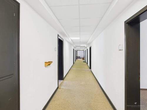 Flur - Büro zur Miete in Bremerhaven / Fischereihafen