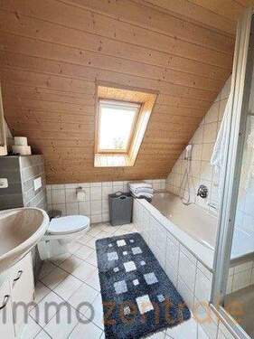 DF9935C0-C45D-4AA7-8573-77CB5B1363B1_4_5005_c - 