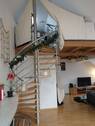 Treppe zur Galerie - 