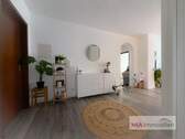 Diele - 4 Zimmer Etagenwohnung zum Kaufen in Künzelsau