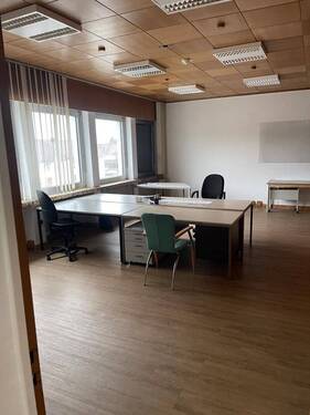 d276d3a8-a3e0-4656-9b53-3a78ade7ec8c - 