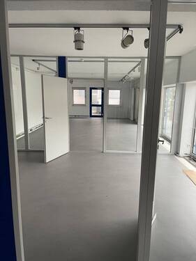 4b9a0ac6-b19a-4a9f-b94b-829f47fdadec - 