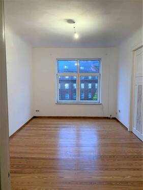 Zimmer - Bismarckstr. 42, 24943 Flensburg - 2. Obergeschoss, Wohnung 4