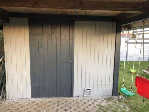 Schuppen mit Überdachung - 