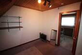 OG Kinderzimmer 1 mit Blick ins 2. Kinderzimmer - 