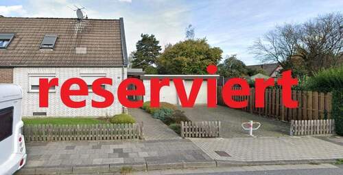 Schelhofer Str. 133 Hausfront - reserviert.JPG - kleines Haus 70 m² in Tönisvorst - mit Anbaupotential und großem 624 m² Grundstück