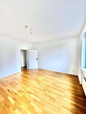 Bild 2 - 3 Zimmer Etagenwohnung zur Miete in Ratingen