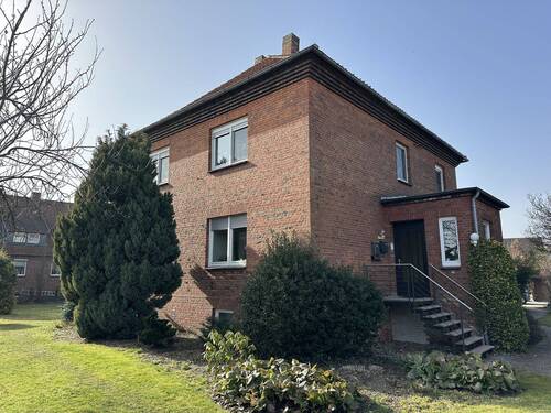 Titelbild - Gepflegtes Zweifamilienhaus - mit neuer Luft-Wasser Wärmepumpe !(JS-1020-212)