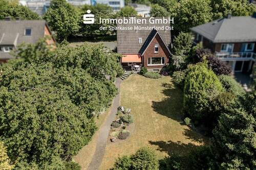 Vogelperspektive - 4 Zimmer Einfamilienhaus zum Kaufen in Beckum