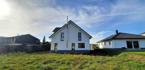 Hausansicht Rückseite 1 - 