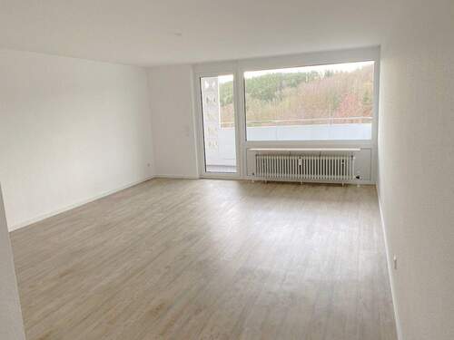 Wohnzimmer - Lichtdurchflutet Wohnen ganz oben mit herrlicher Fernsicht