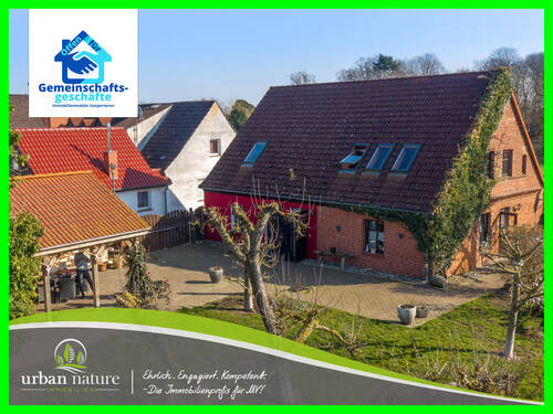 Titel_2 - Charmantes Anwesen mit viel grün im Stadtzentrum von Garz