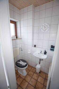 EG - Gäste-WC - Reihenmittelhaus mit 116,70 m&sup2; in Amberg zum Kaufen