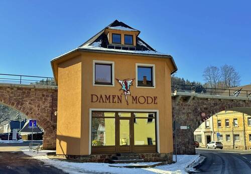 Hausansicht - Straße - 5 Zimmer Einfamilienhaus zum Kaufen in Schmiedeberg