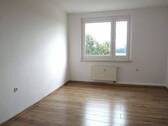 Blick ins Schlafzimmer - 3 Zimmer Etagenwohnung zur Miete in Riesa