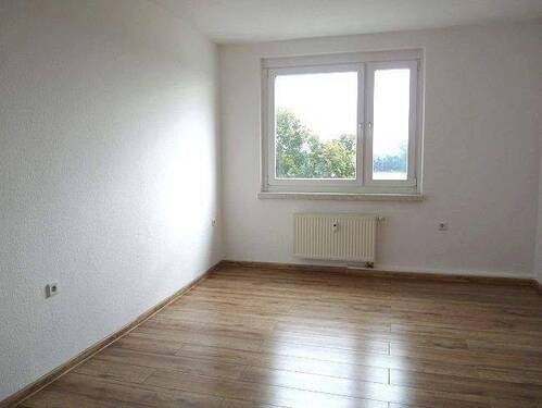 Blick ins Schlafzimmer - 3 Zimmer Etagenwohnung zur Miete in Riesa