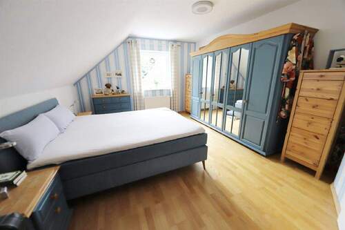 Schlafzimmer 1 - 