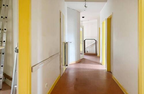 Heller Flurbereich - Büro in Geesthacht zur Miete