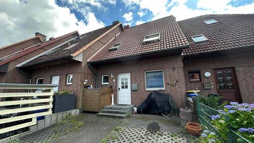 Vorderansicht - 5 Zimmer Reihenmittelhaus zum Kaufen in Rellingen