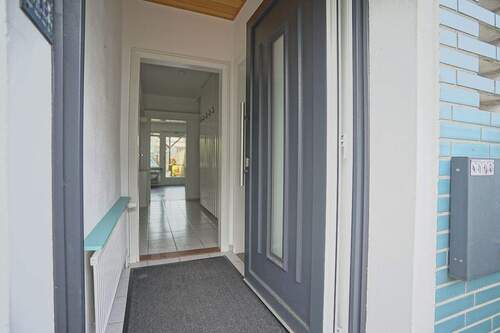 Eingangsbereich - 6 Zimmer Reihenmittelhaus in Bremerhaven